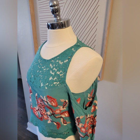 Boho Turquoise top - Picture 2 of 3